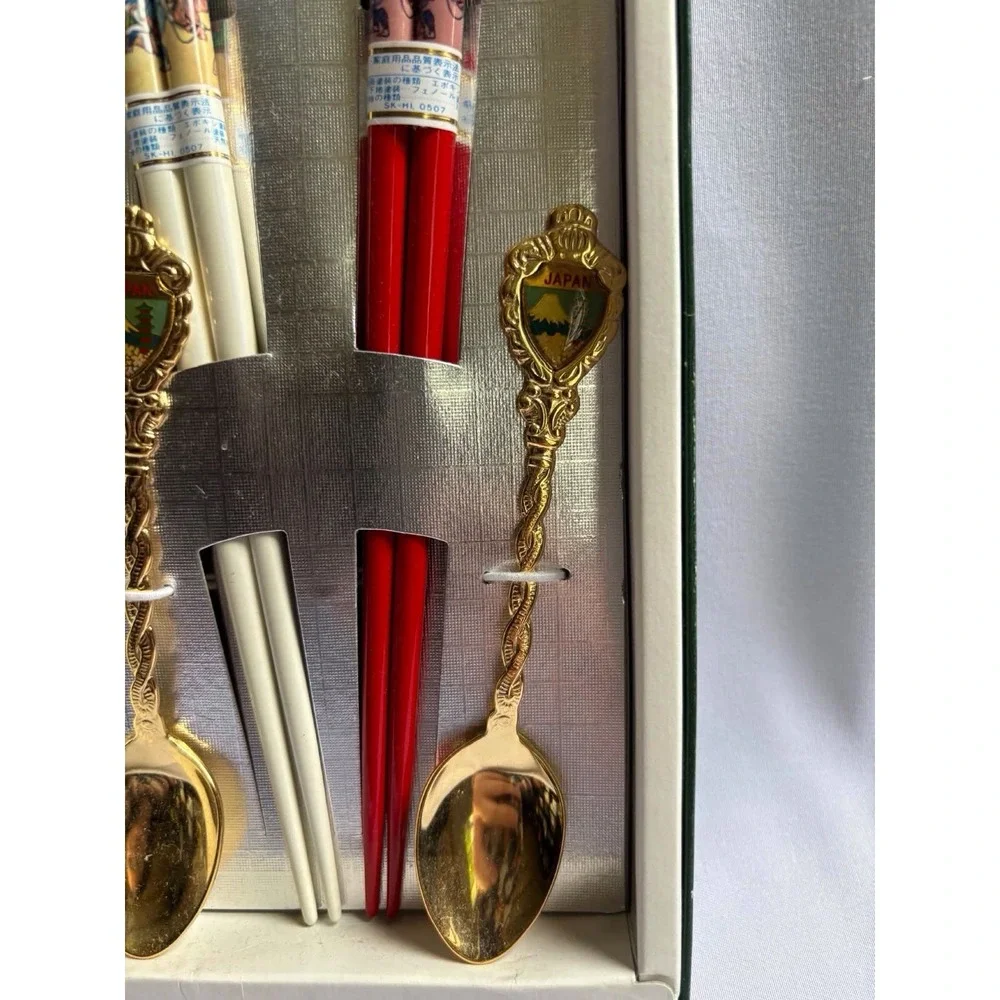 Vintage Japan Souvenir Chopsticks Spoon Gift Set Mt Fuji Gold Tone NOS Boxed